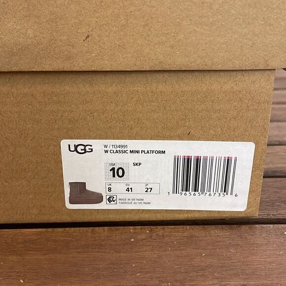 UGG Classic Mini Platform Boots Smoke Plume USA Women Size 10/UK 8/EU 41 - Picture 16 of 16